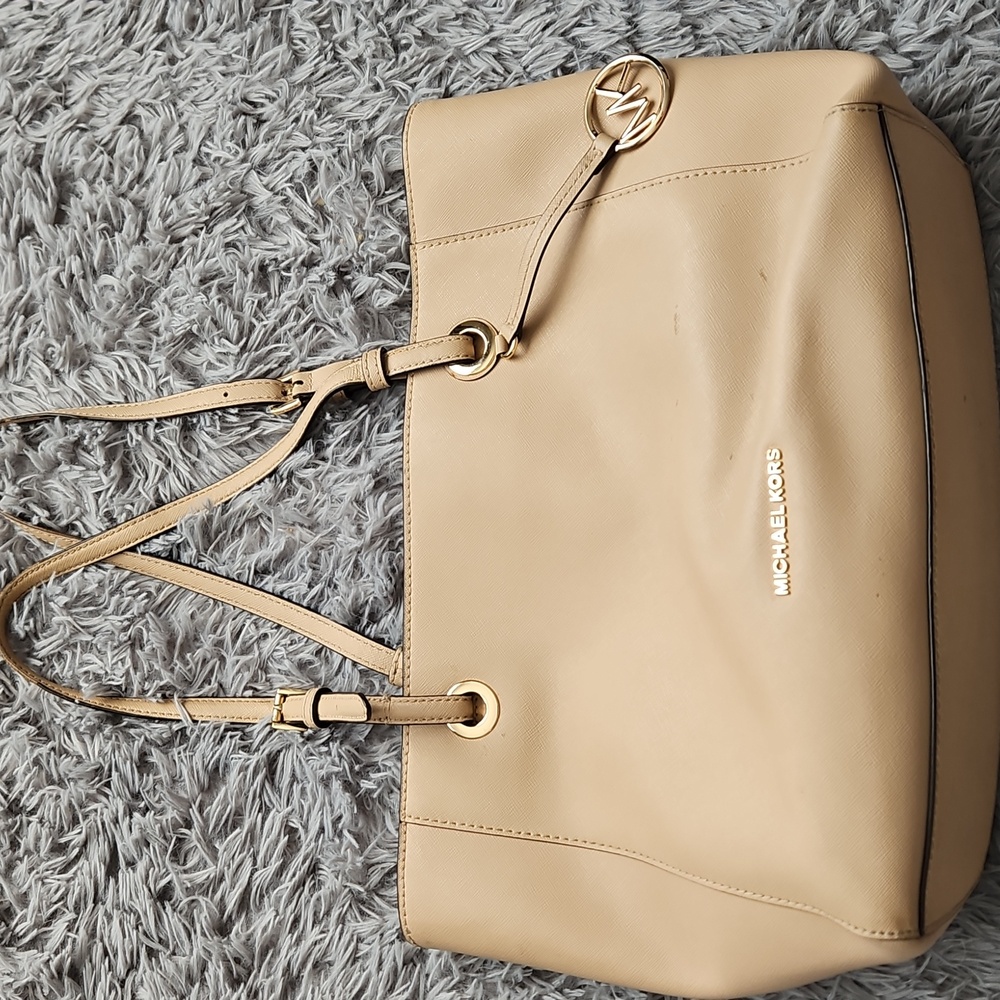 Michael kors tote